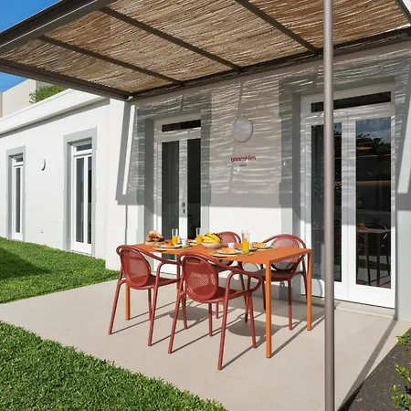 Beautiful Villa With Rooftop Pool Carmhim * Calheta (Madeira)